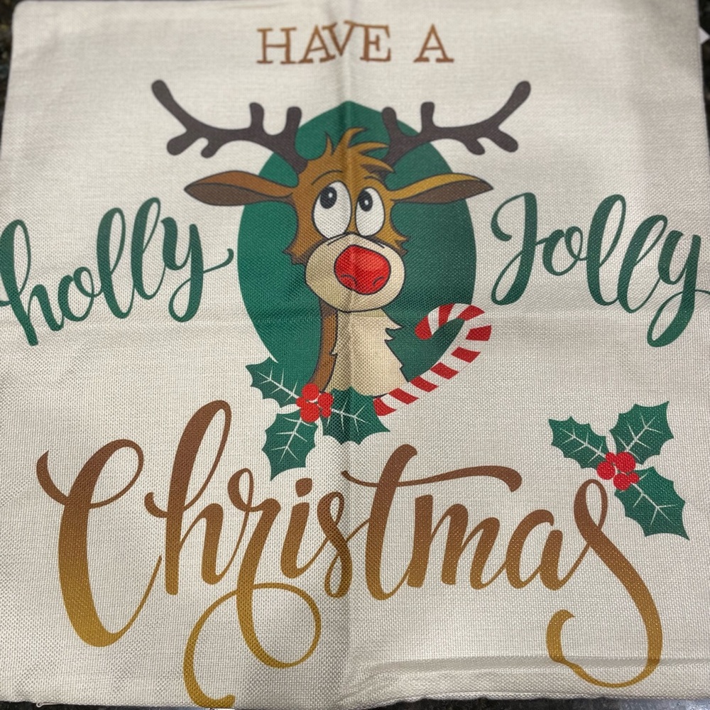 New Reindeer Christmas Pillow Cover. Fits 18”x18”Pillow. Zipper Closure